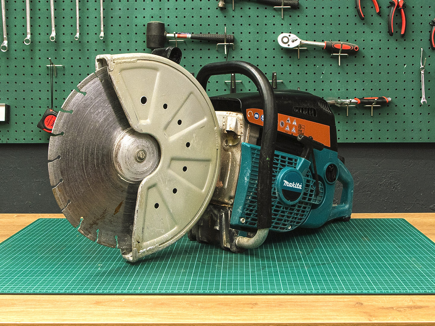 Бензорез Makita EK 7301  (07-10045)